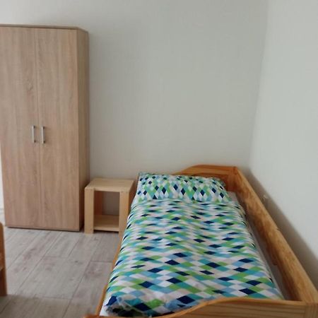 Apartmán Hulín, Chrášťany - černý Exteriér fotografie